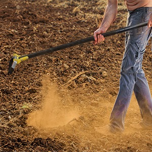 Adjustable Weeding Loop - Looped Action Stirrup Hoe with Extension Handle for Effortless Weed Control (5)