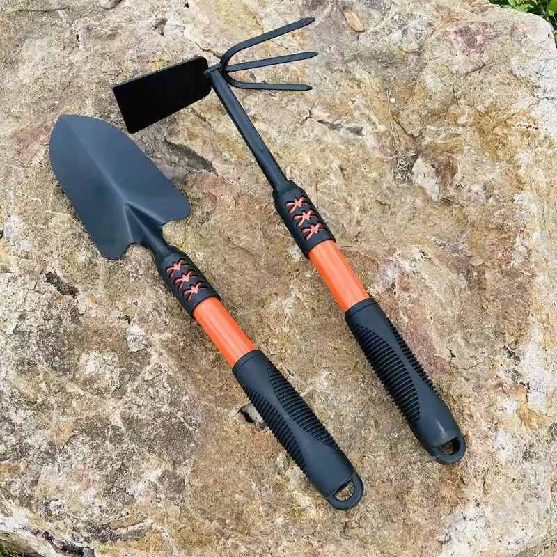 Professional Heavy Duty Garden Rake - Durable Steel Lawn Leveling Tool for Efficient Soil & Debris Management (7)